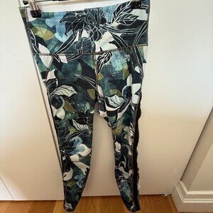 Athleta Green / Blue Patterned Workout Leggings - XS